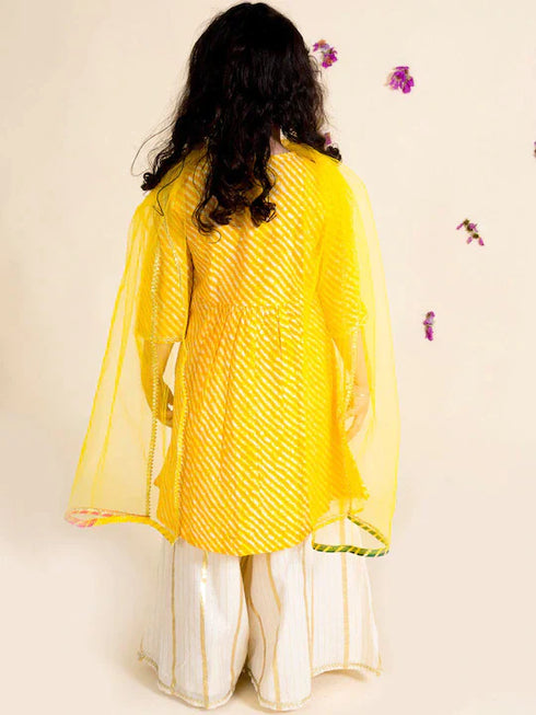 Girls Yellow Leheriya Pure Cotton Kurta With Palazzos With Dupatta